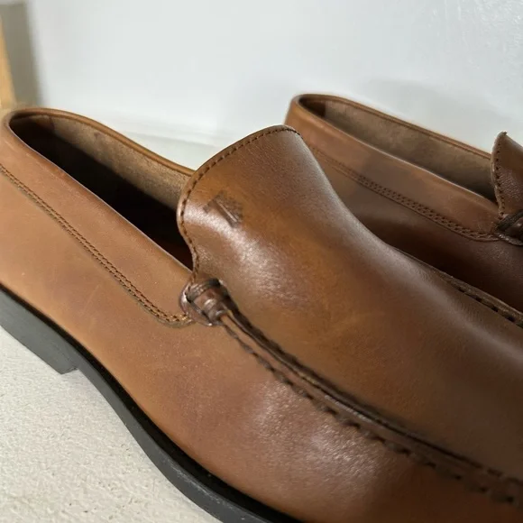 Tod’s Men’s Leather Loafers Tan Slip-On Quiet Luxury Size 8.5 US Made in Italy - Picture 4 of 10